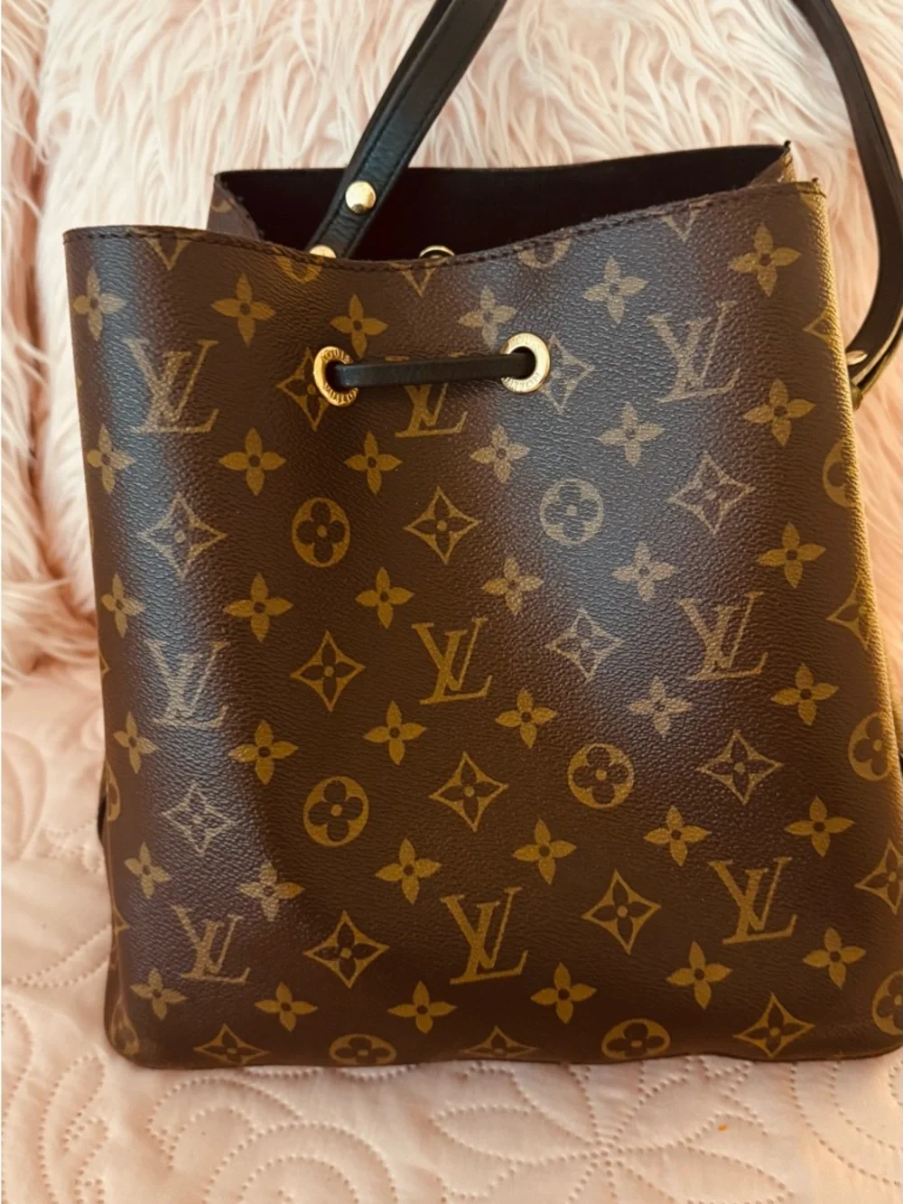 Louis Vuitton Monogram Drawstring Shoulder Bag - Brown & Gold - Picture 6 of 9